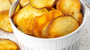 Chips de batata doce ao forno