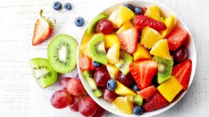 Salada de frutas saudável