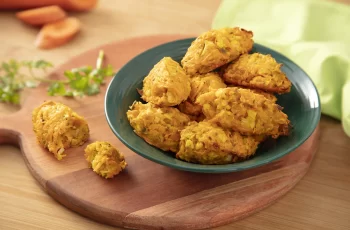 Bolinho de cenoura com curry e chia sem glúten