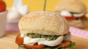 Sanduíche Caprese