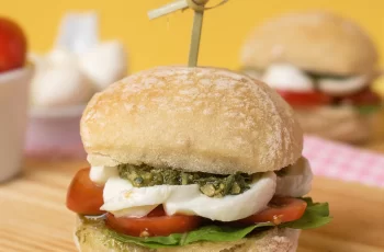 Sanduíche Caprese